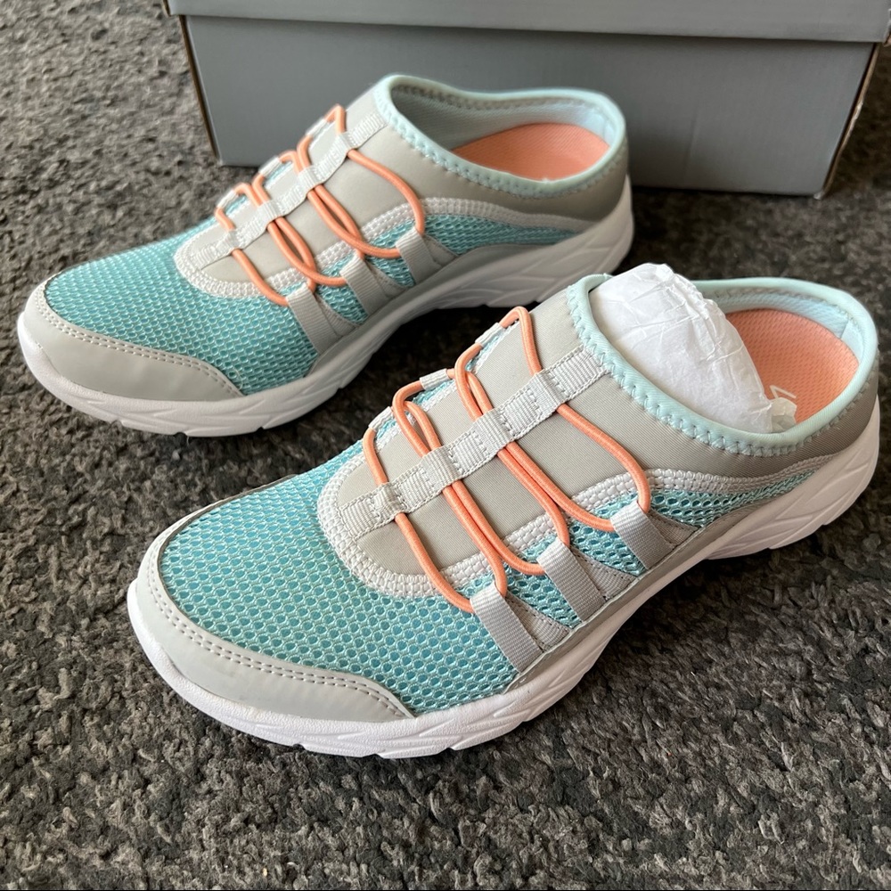 Vionic Maven slip on sneaker mules